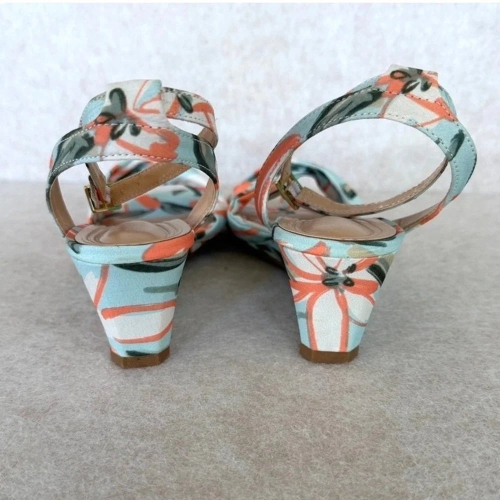 Adrienne Vittadini  Angi Wedge Sandals Size 5.5 Coral Mint Green Orange NEW